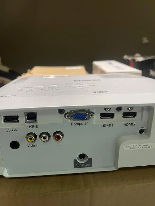 Home Cinema 880 3LCD 1080p Projector