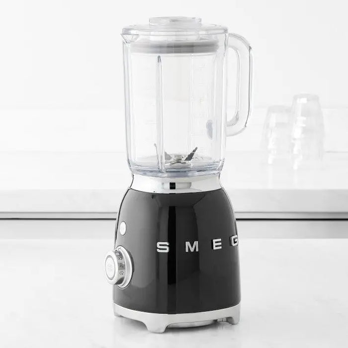 SMEG 50's Style Retro Blender: Powerful Ice Crushing, Smoothie Maker for Kitchen