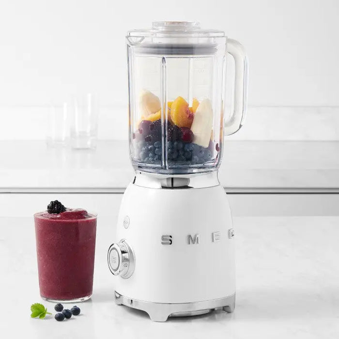 SMEG 50's Style Retro Blender: Powerful Ice Crushing, Smoothie Maker for Kitchen