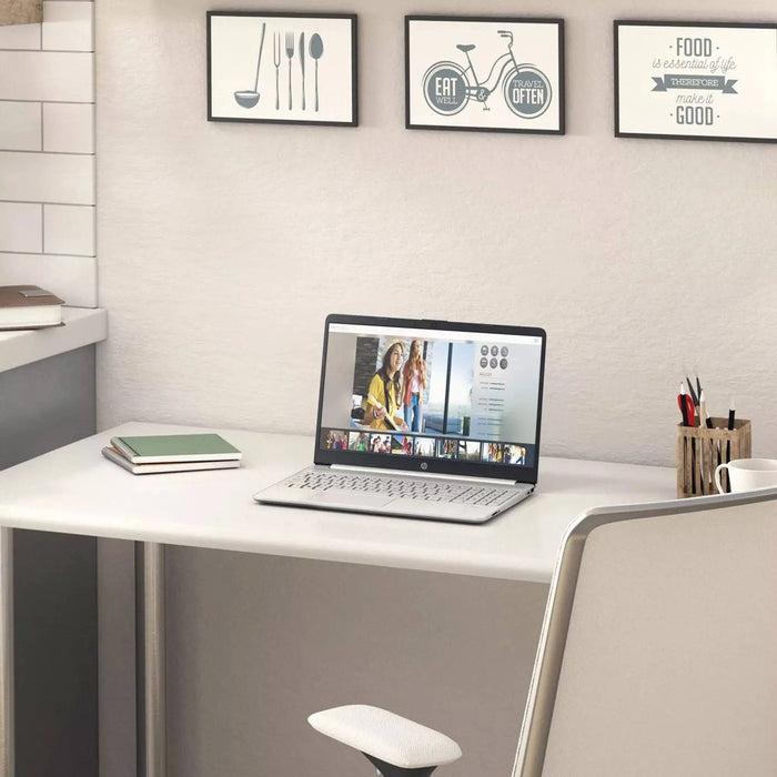 HP 15.6" Laptop with Windows Home in S mode - Intel Core i3 11th Gen Processor - 8GB RAM Memory - 256GB SSD Storage - Silver (15-dy2035tg)