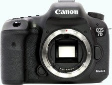 Canon EOS 7D Mark II with EF-S 15-85mm f/3.5-5.6 IS USM Lens