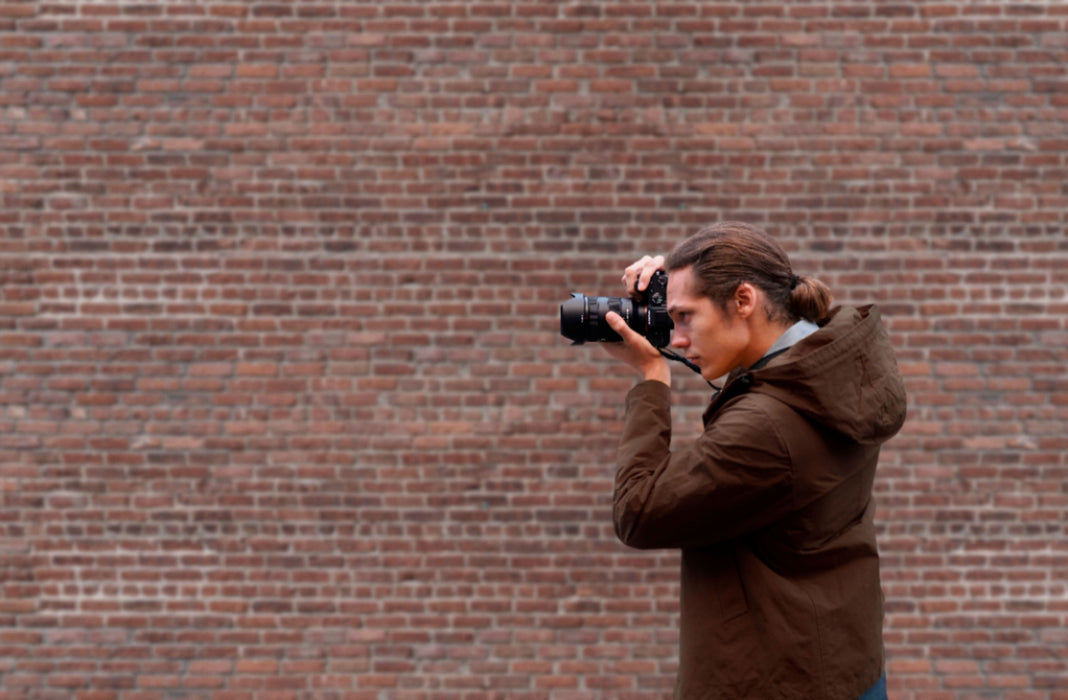 Sony Alpha 7 III Full-Frame Mirrorless Camera 28-70mm OSS Lens Kit