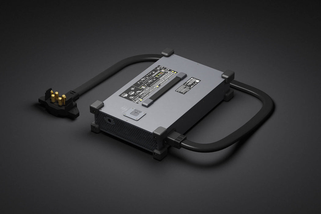 https://cdn.shopify.com/s/files/1/0677/8558/8994/files/DJI_C12000_Smart_Charger.jpg?v=1765225896