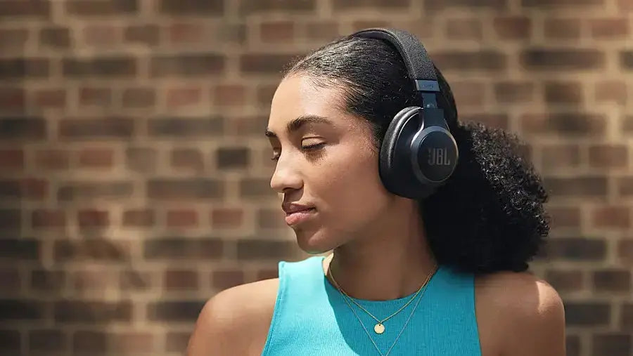 JBL Live 770NC Wireless Over-Ear Headphones True Adaptive Noise Cancelling Blue