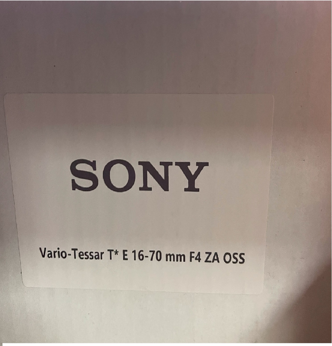 Sony Vario-Tessar T* E 16-70mm f/4 ZA OSS Lens (Open Box)