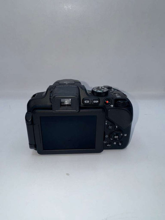 Nikon COOLPIX P600 Digital Camera (Used, 10/10 Condition)