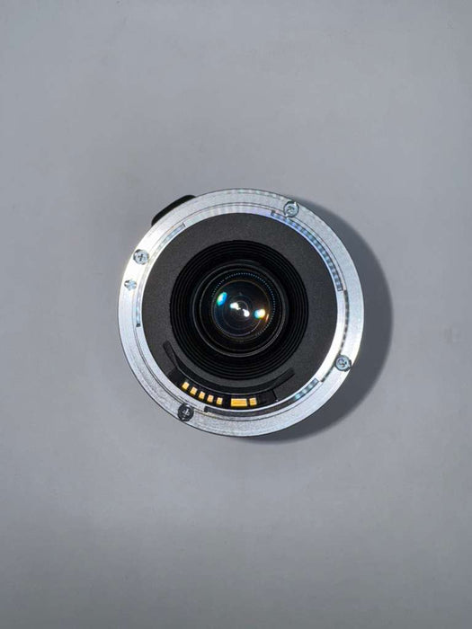 Canon 28-105 F3.5-4.5 USM Lens (Used, 10/10 Condition)