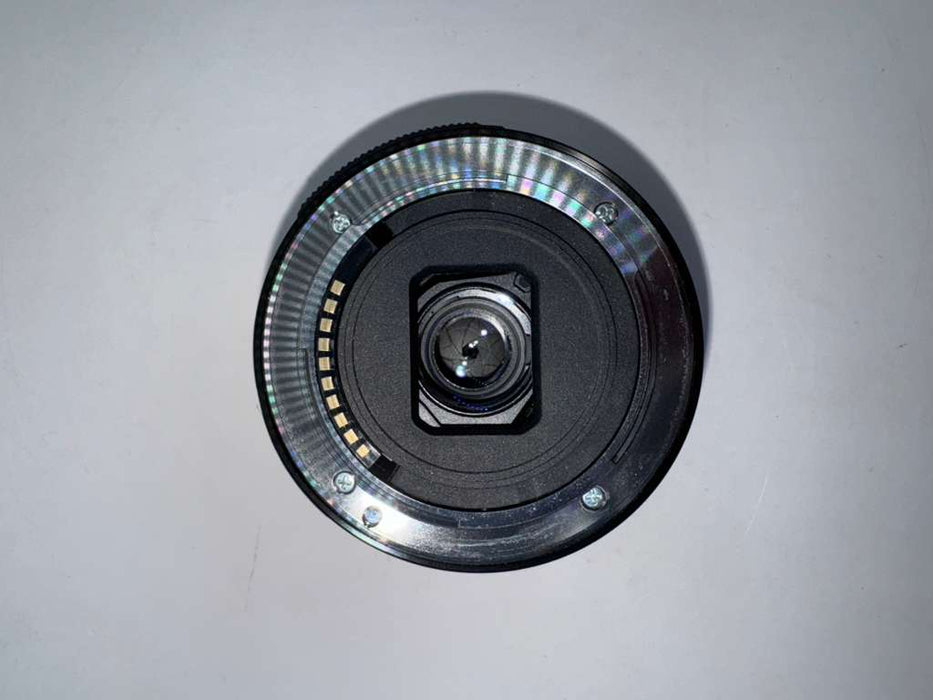 Sony E PZ 16-50mm f/3.5-5.6 OSS Lens (Used, 9.9/10 Condition)