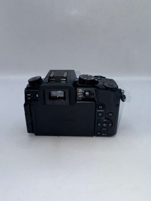 Panasonic Lumix DMC-G7 Mirrorless Digital Camera + LUMIX G Series 12-60mm F3.5-5.6 Lens (Used, 10/10 Condition)