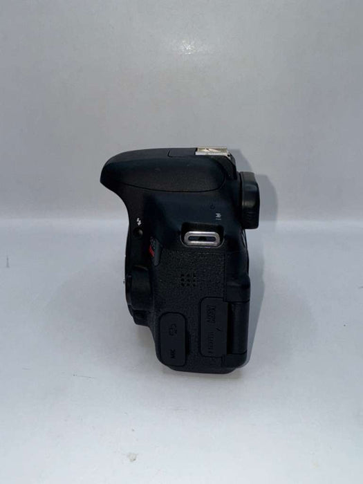 Canon EOS Rebel T6i/750D DSLR Camera (Body Only)(Used, 9/10 Condition)