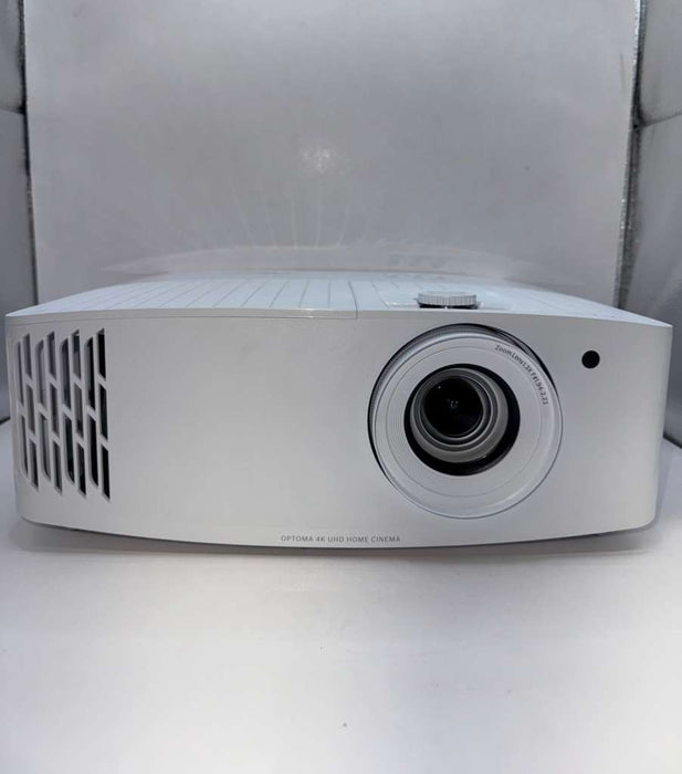 Optoma Technology UHD55 3600-Lumen XPR 4K UHD Home Theater DLP Projector (Used, 9/10 Condition)