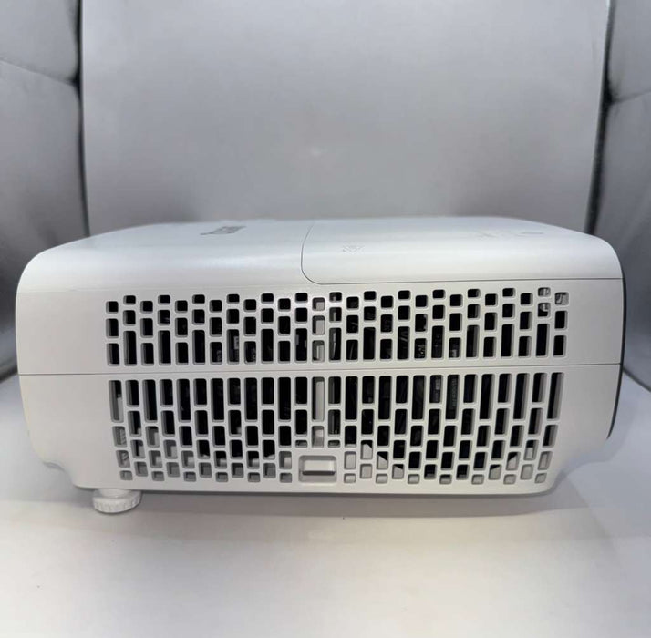 BenQ HT3550 HDR XPR 4K UHD Home Theater Projector (Used, 10/10 Condition)