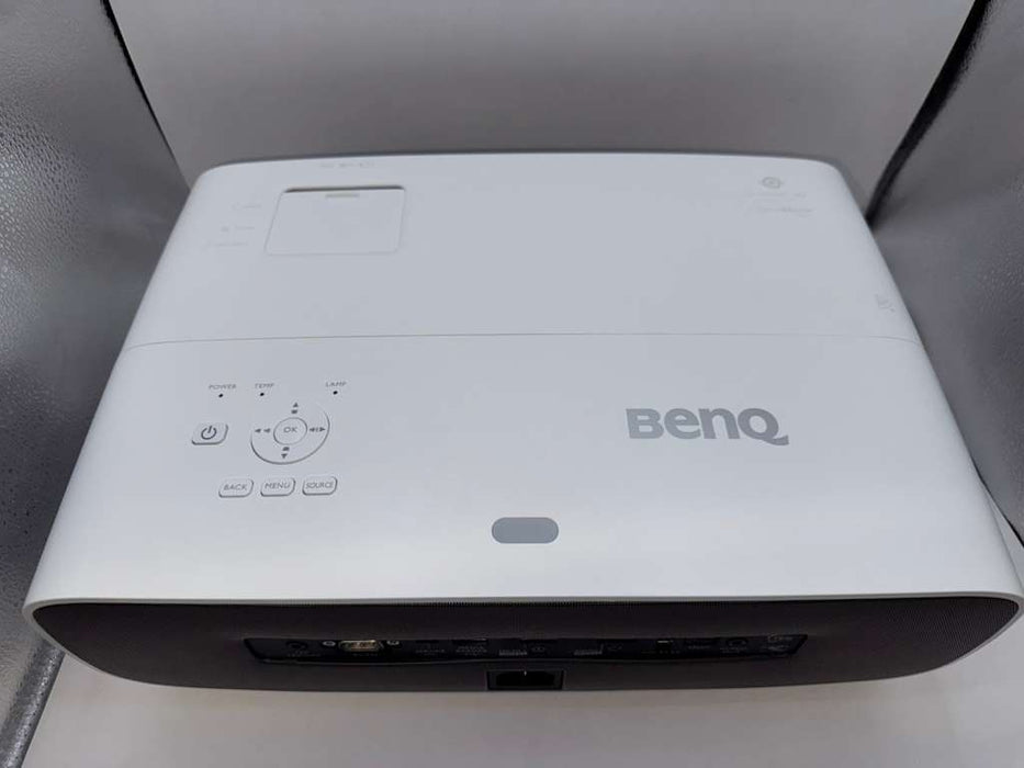 BenQ HT3550 HDR XPR 4K UHD Home Theater Projector (Used, 10/10 Condition)