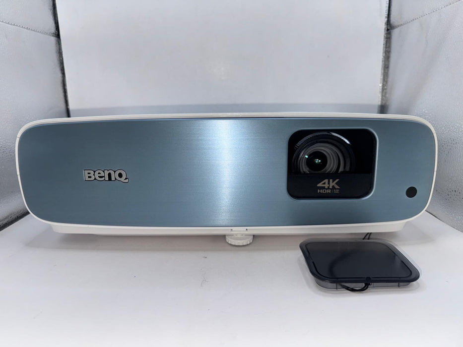 BenQ TK850i HDR XPR 4K UHD Home Theater Projector with AndroidTV(Used, 10/10 Condition)