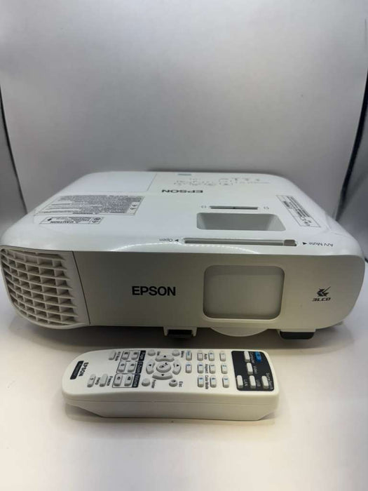 Epson PowerLite 2142W - "Lamp Hours" 490 Hrs (Used, 8/10 Condition)