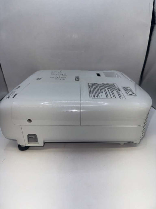 Epson PowerLite 2142W - "Lamp Hours" 490 Hrs (Used, 8/10 Condition)