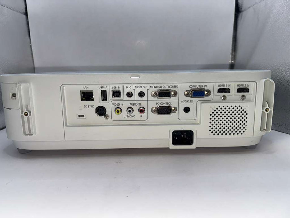 NEC NP-M322W 3200-Lumen Portable DLP Projector (Used,10/10 Condition)