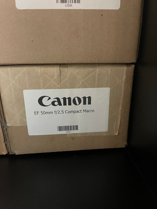 Canon 50mm f/2.5 EF Macro Autofocus Lens (Open Box) Canon