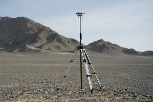 DJI D-RTK 3 Survey Pole and Tripod Kit CP.EN.00000553.01