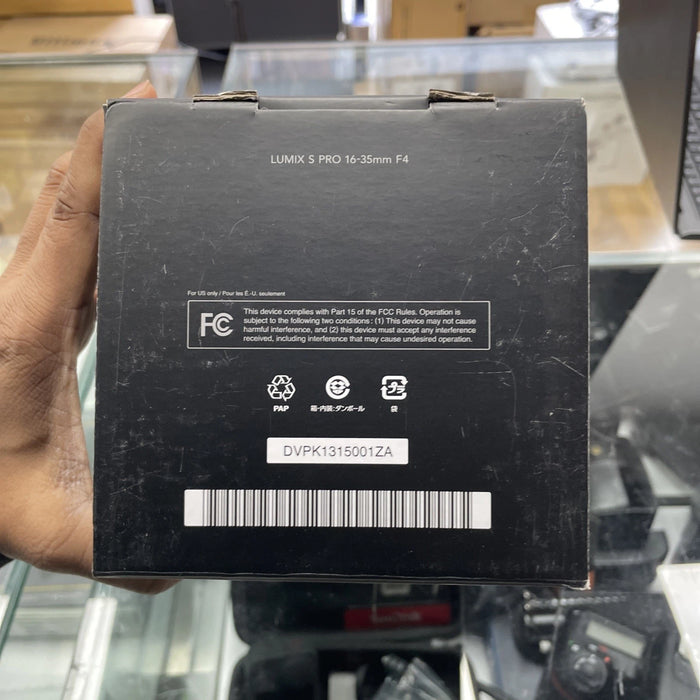 Panasonic 16-35mm f/4 Zoom Lens with 64GB Lexar SD Card