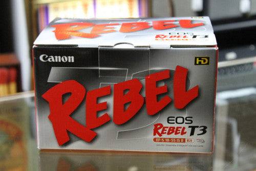 Canon EOS Rebel T3 DSLR Camera w/Canon 18-55mm IS II Lens USA