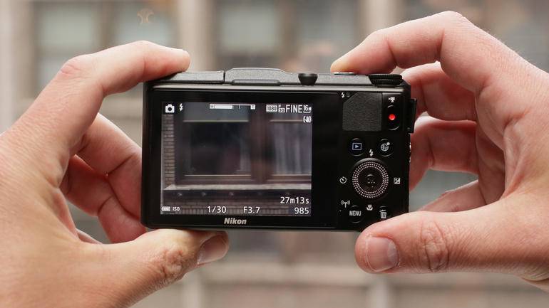 Nikon COOLPIX S9700 Digital Camera (Black)