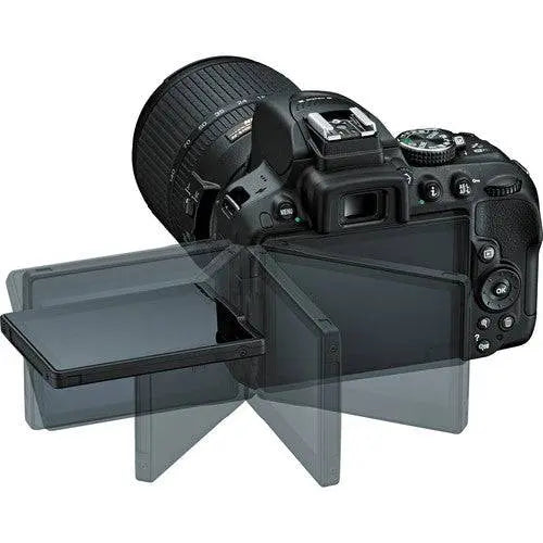 Nikon D5300/D5600 Camera with Nikon 18-140mm Lens - Black USA