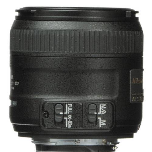 Nikon AF-S DX Micro-NIKKOR 40mm f/2.8G Lens Supreme Bundle
