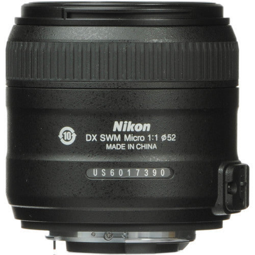 Nikon AF-S DX Micro-NIKKOR 40mm f/2.8G Lens Supreme Bundle