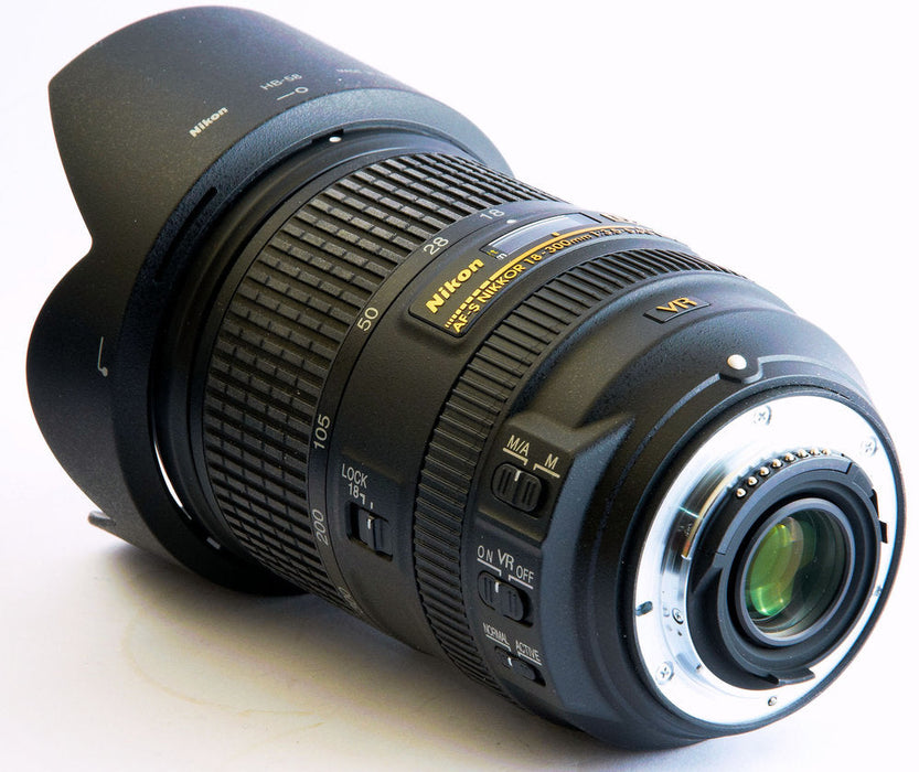 Nikon AF-S DX NIKKOR 18-300mm f/3.5-6.3G ED VR Lens (Refurbished)