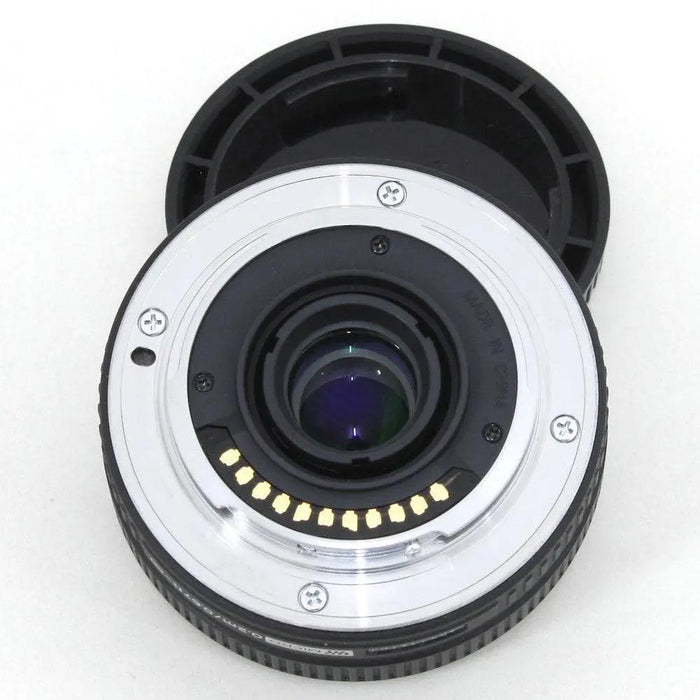 Olympus M.Zuiko Digital 17mm f/2.8 Lens for Micro Four Thirds Cameras (Black)