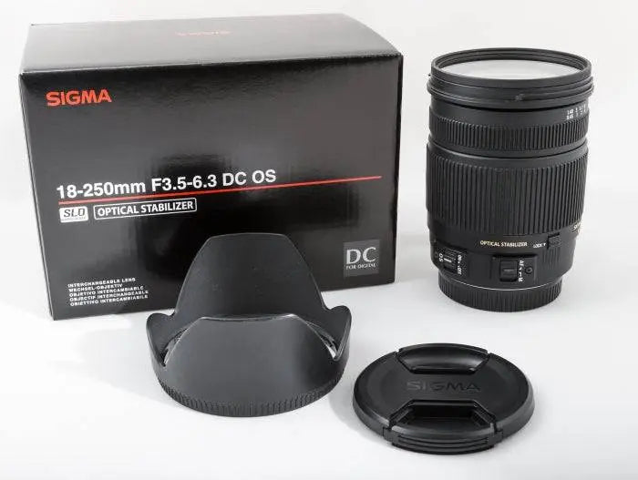 Sigma 18-250mm f/3.5-6.3 DC OS HSM Lens f/Sony