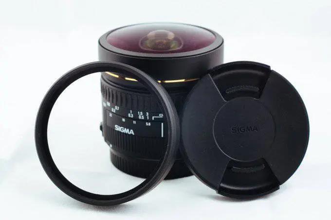 Sigma Fisheye 8mm f/3.5 EX DG Circular Fisheye Autofocus Lens for Canon EOS