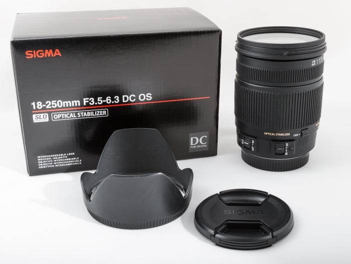 Sigma 18-250mm f/3.5-6.3 DC OS HSM Lens f/Sony
