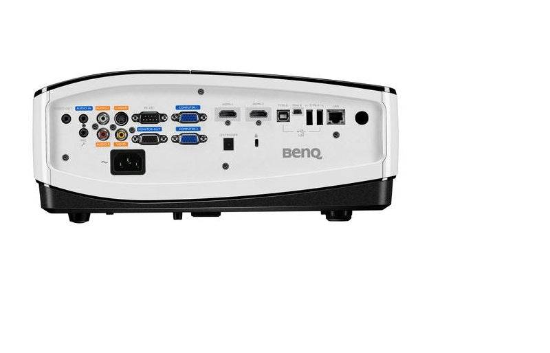 BenQ MX768 Projector