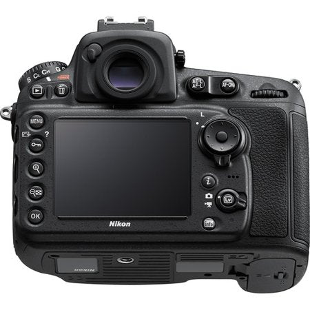 Nikon D810 36.3MP DSLR Camera With 28-300mm f/3.5-5.6G ED VR Lens