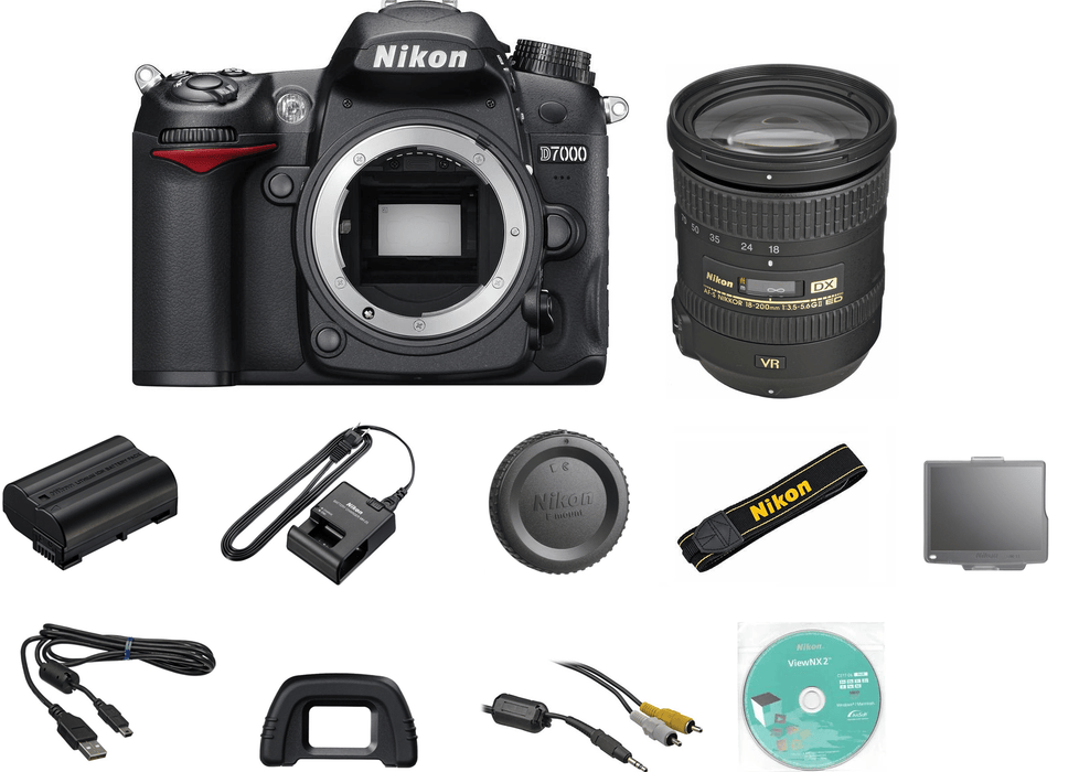 Nikon D7000/D7500 DSLR Camera with Nikon 18-200mm DX VR Lens | Sandiask 32GB | UV Filter | Cleaning Kit &amp; 3 Year Limited Warranty