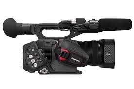 Panasonic AG-DVX200 4K Handheld Camcorder Deluxe Bundle