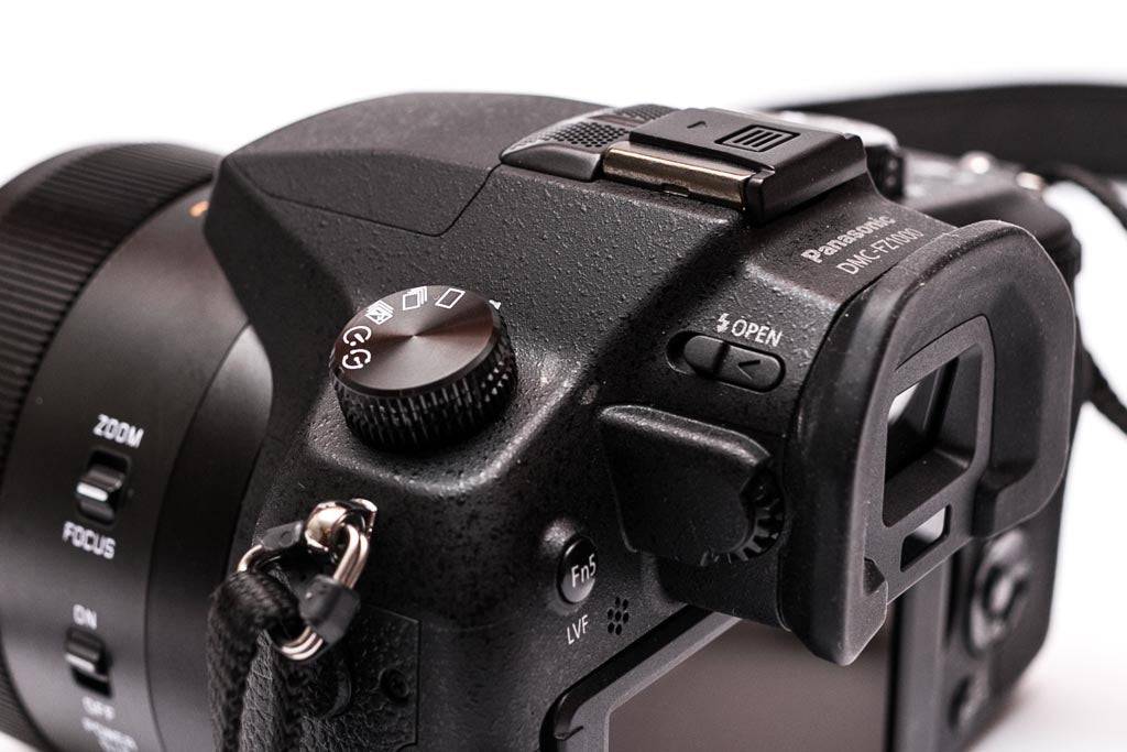 Panasonic LUMIX DMC-FZ1000 Digital Camera