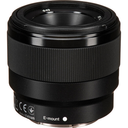 Sony FE 50mm F1.8 Full-frame Prime E-Mount Lens + 64GB Ultimate Kit
